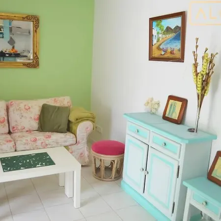 Apartamento Bungalow At Playa Flamingo Apartment With Shared Pool 5 Minutes From The Beach *