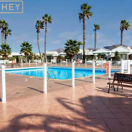 Apartamento Bungalow At Playa Flamingo Apartment With Shared Pool 5 Minutes From The Beach *